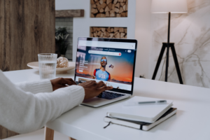 Airbnb disponível para trabalhar com governo e autarquias