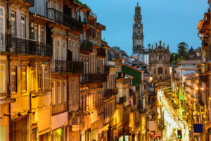 Câmara do Porto Recusa Moratória ao Licenciamento de Hotéis