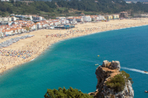 Nazaré suspende novos registos AL por 12 meses